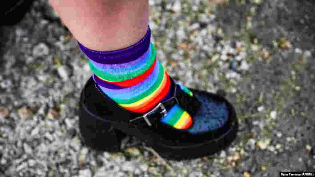 Kombinacija sa čarapama? Zašto ne?