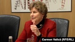 Membră a Senatului SUA, Jeanne Shaheen a spus la București că SUA nu vor renunța la a sprijini Ucraina pentru a se asigura că aceasta tot ajutorul de care are nevoie pentru a câștiga războiul declanșat de Vladimir Putin. 