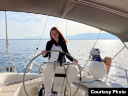 Ksenia at the helm of the Oikumena.