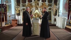 „Am reparat o greșeală istorică”. Ce spun preoții trecuți la Mitropolia Basarabiei și caterisiți de cea a Moldovei