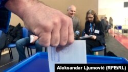 Илустрација - Фотографија од гласањето во првиот круг од претседателските избори во Црна Гора