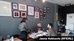 Dio ruskih antiratnih aktivista koji su prikupili podršku za opozicionog političara Borisa Nadeždina. Budva, 26.januar 2024.