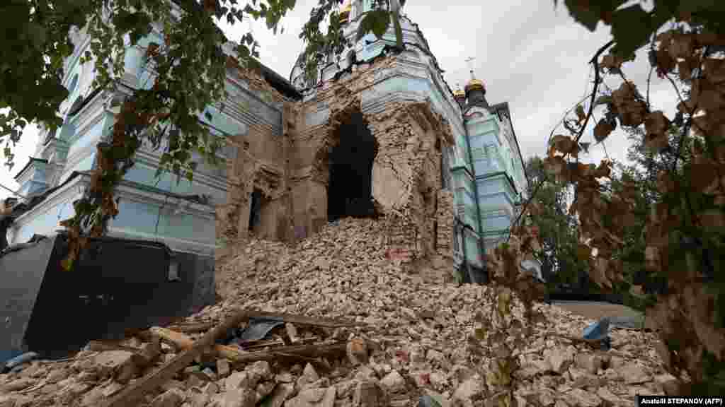 Az orosz légicsapás következtében lerombolt Boldogságos Szűz Mária születése templom&nbsp;a Donyecki területen lévő Novojekonomicsnyén 2024. július 30-án&nbsp;