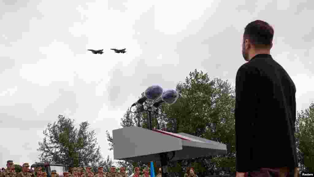 Az elnök köszönetet mondott Kijev partnereinek &ndash; különösen Hollandiának és az Egyesült Államoknak &ndash; a segítségükért