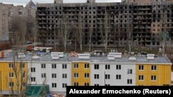 Русия предлага изгодни лихви, добри заплати и помощи за обзавеждане на руснаците, които се преселят в Мариупол