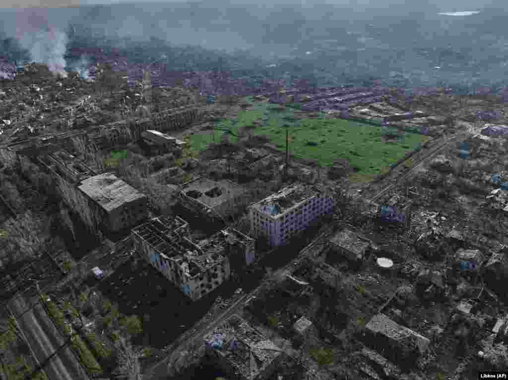 Во борбите во Бахмут е вклучена и платеничката руска единица Вагнер. Тврдеа дека држат под контрола 80 отсто од градот, но Киев тоа го демантира.