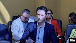 Поранешниот министер за здравство Беким Сали на седница на Анкетната комисија во Собранието