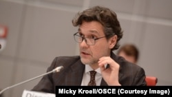 მატეო მეკაჩი, ეუთოს დემოკრატიული ინსტიტუტებისა და ადამიანის უფლებების ოფისის (ODIHR) დირექტორი