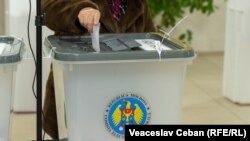 Chișinăul spune că, dacă ar deschide secții de votare pe teritoriul pe care nu-l controlează, nu ar putea garanta corectitudinea alegerilor și referendumului din 20 octombrie. 