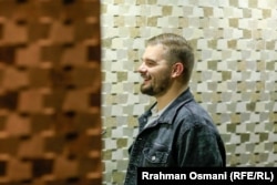 Aid Qerkini, xhaxhai i të cilit është i zhdukur që nga lufta në Kosovë.