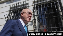 Puiu Popoviciu a fugit din România înainte de decizia magistraților în dosarul în care era acuzat.