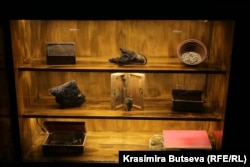 Кадър от инсталацията „Съседите“