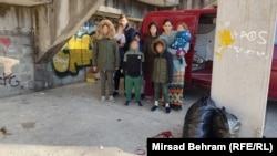 Ovaj beton dom je mališanima već mjesecima. Mostar, 10. 1. 2024.