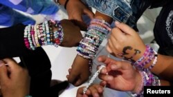 Гривните за приятелство