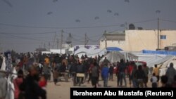 Humanitarna pomoć stiže zračnim putem u Gazu, 27. februar 2024.