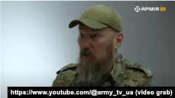 Robert Brovdi, fondatorul și comandantul unității „Păsările lui Madiar”, în timpul unui interviu acordat ArmiaTV.