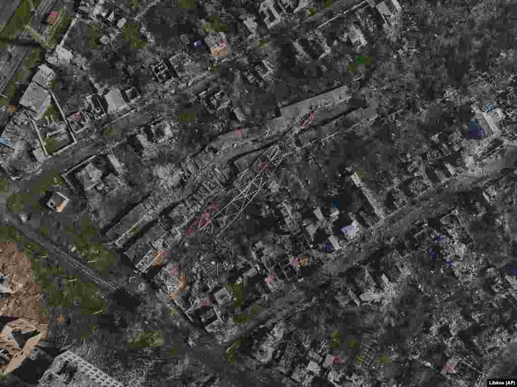 Се претпоставува дека во Борбите во Бахмут загинале илјадници војници од двете страни.