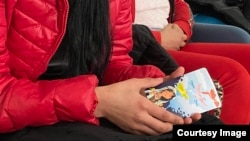 Prima carte aleasă de Letiția în timpul activității grupului de sprijin de la Asociația Dream Project, pe 1 Martie 2023