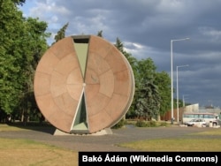 Az Időkerék a budapesti Ötvenhatosok terén 2007. május 30-án