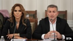 Ивайла Бакалова и Веселин Денков по време на изслушването им в парламента в четвъртък.