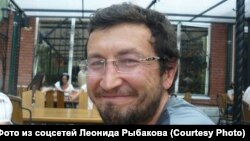 Leonid Ribakov, protiv kojeg se više od godinu vodi postupak zbog navodng ekstremizma, kaže da mu se ruske vlasti svete zbog njegovog aktivizma. 