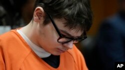 Itan Krambli na izricanju presude u Pontijaku, Mičigen, SAD, 8. decembra 2023.