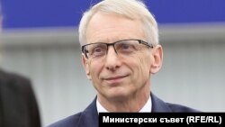 Николай Денков