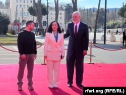 Претседателката на Косово, Вјоса Османи се сретна со Зеленски и Рама