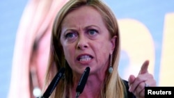 Лидерът на крайнодясната "Братя на Италия" Джорджа Мелони по време на предизборна кампания за местни избори през 2020 г.