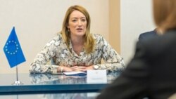 Roberta Metsola: Nu putem accepta că suporterii lui Putin se distrează în stațiunile europene în timp ce în Ucraina sunt uciși copii