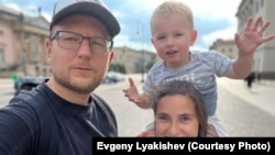 Valerija, Evgenij i Lev u poseti Berlinu, jul 2022. 