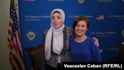 Sara Minkara și jurnalista Europei Libere, Eugenia Crețu