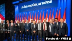 A Szerb Posta hónapokig próbálta titkolni, hogy a magyarok levélcsomagjait egyenesen a Fidesz vajdasági szövetségeségeséhez, a VMSZ-hez vitték