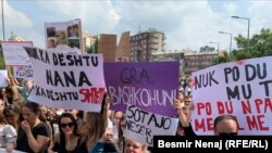 'Ne znači ne': Protest nakon slučaja silovanja maloljetnice u Prištini