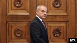 Служебният премиер Гълъб Донев