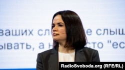 Tihanovskaja na konferenciji "Nova Belorusija" u avgustu 2022. Ona se dve godine nalazi u egzilu u Litvaniji, 
