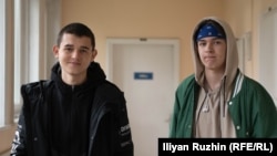 Микола и Максим