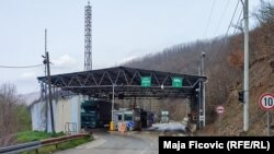 Pikëkalimi kufitar në Bërnjak.