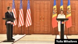 Энтони Блинкен жана Майя Санду. Архивдик сүрөт. 