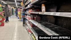 Detalj iz beogradskog supermarketa (4. mart 2022)