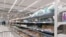 Порожні полиці у гіпермаркеті «Метро» у Сімферополі, 7 березня 2022 року