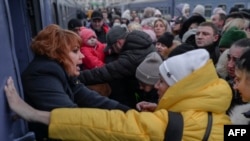 На 7 март стотици се втурнаха към Централната гара в Одеса, за да се евакуират.