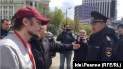 Андрей Бояршинов (слева)