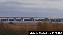 "ანტონოვის" ხიდი ხერსონის მახლობლად.