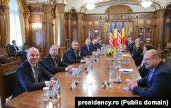 Delegațiile română și americană