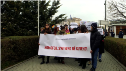 'Homofobe, nije ti mesto u Skupštini'