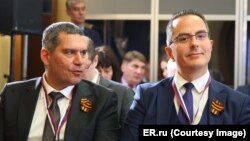 Цончо Ганев (вдясно) по време на конференцията в Москва, организирана от партията "Единна Русия"