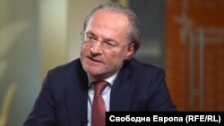 Полина Паунова разговаря с Лозан Панов в Студио България на 13 октомври 2021 г. 