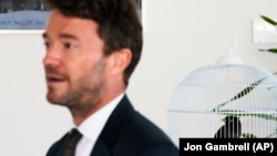 Xavier Chatel és Juji Abu-Dzabiban 2021. október 10-én