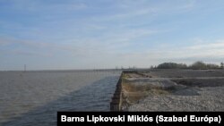 A Fertő tavi építkezés 2022 októberében